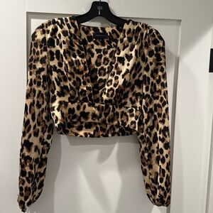Leopard deep v crop top
